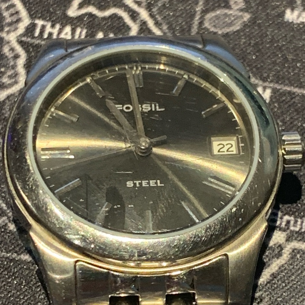 Fossil Watch - Picture 3 of 8